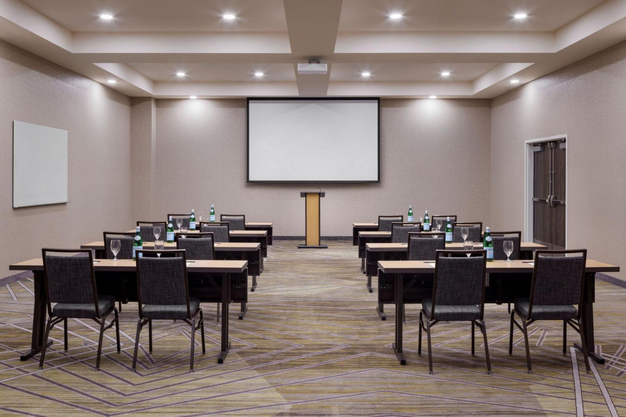 Courtyard By Marriott Prince George Exteriör bild