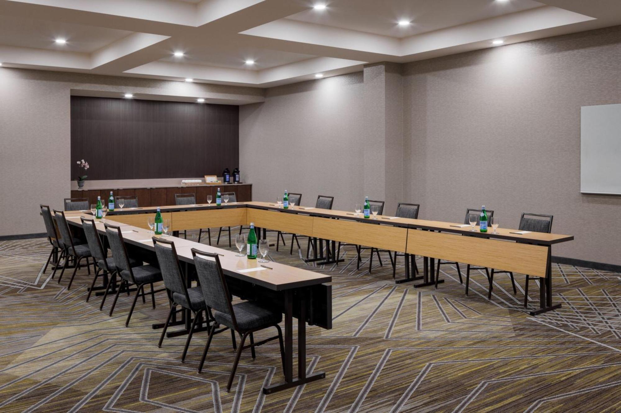 Courtyard By Marriott Prince George Exteriör bild