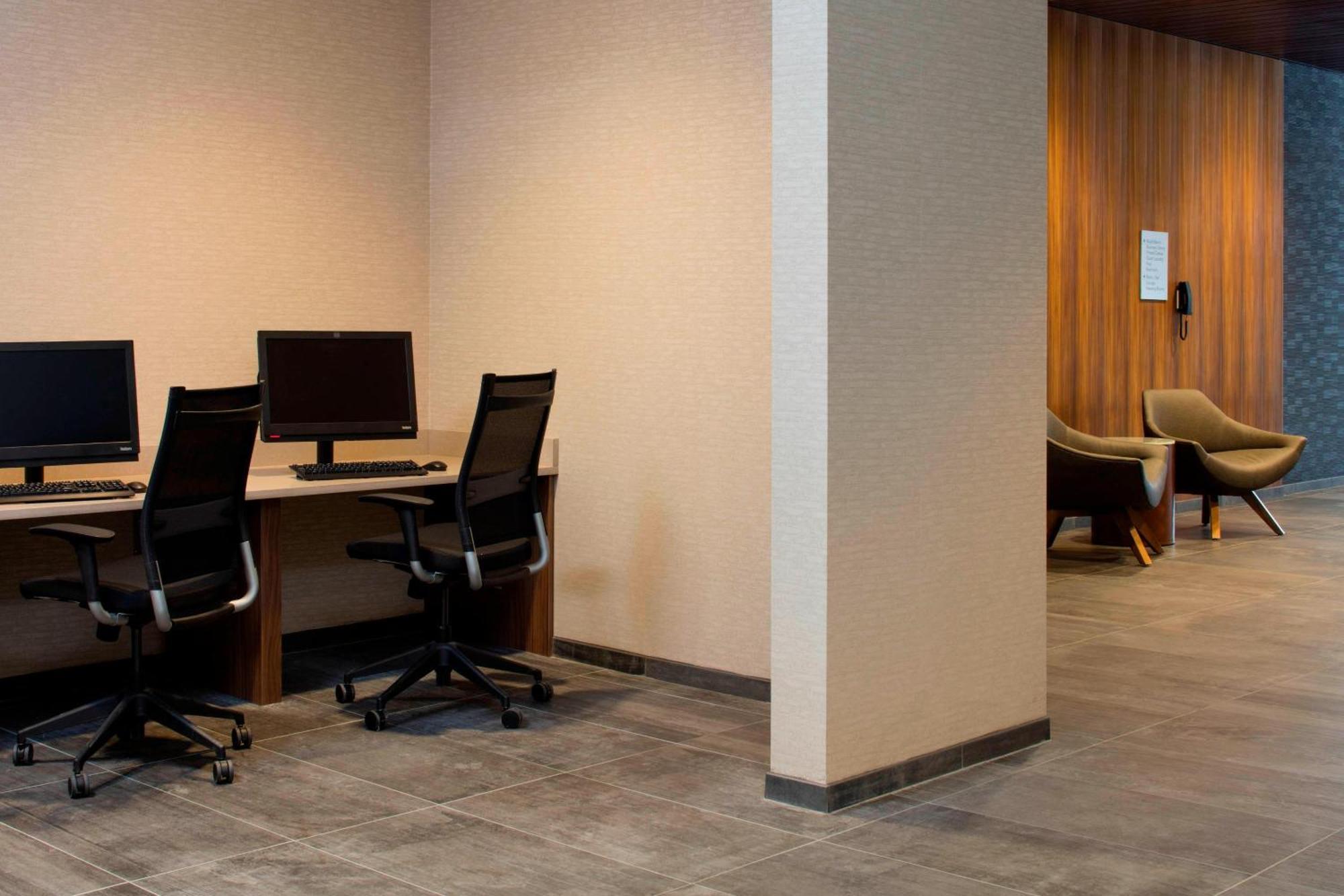 Courtyard By Marriott Prince George Exteriör bild